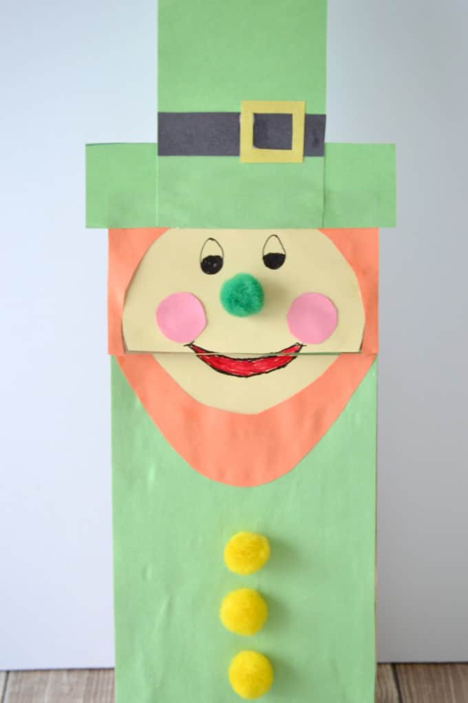 Leprechaun Paper Bag Puppet for St. Patrick&#039;s Day