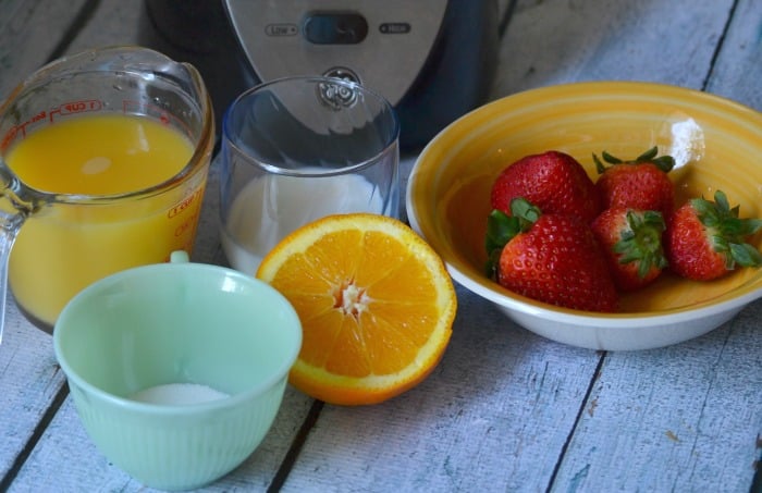 ingredients for the strawberry orange slushes