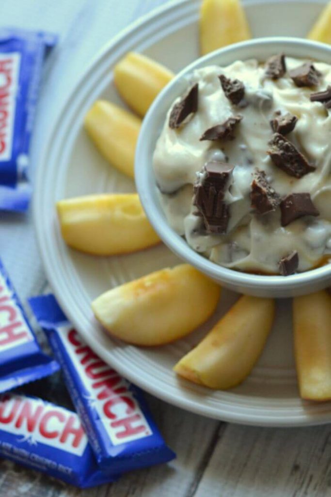 Nestlé® Crunch® Dessert Dip