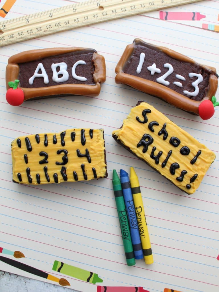 Back to School Brownies - Fun lunchbox treat for the kids!
