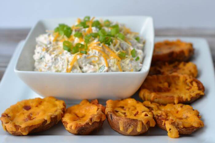 Delicious Bacon Cheddar Ranch Dip