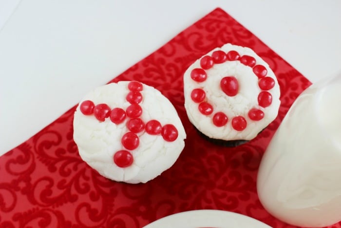 XO Valentine Cupcakes 2