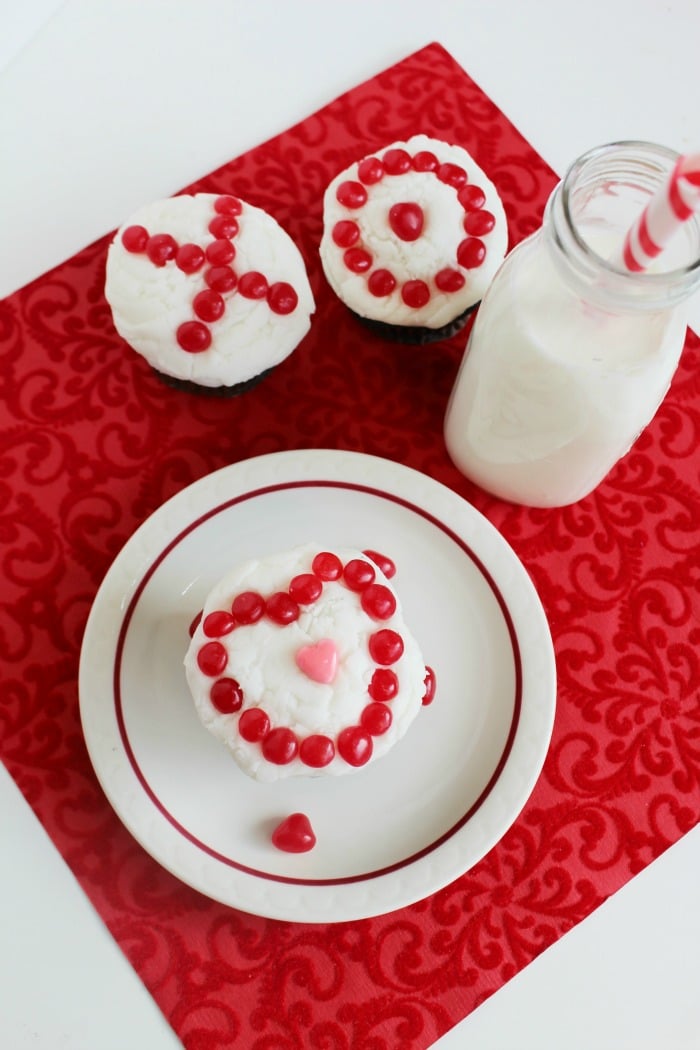 Dark Chocolate Cupcakes with Vanilla Buttercream Icing - a decadent Valentine's Day dessert!