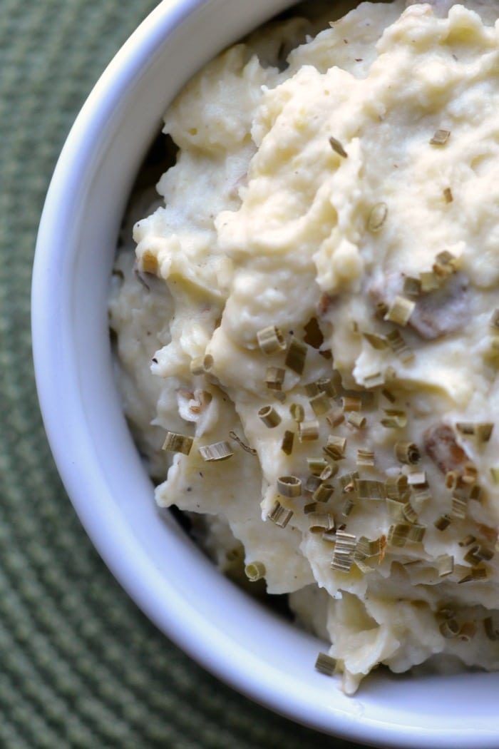 butter and sour cream mashed potatoes vertical 1