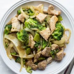low carb pork and broccoli stir fry square 300x300 1