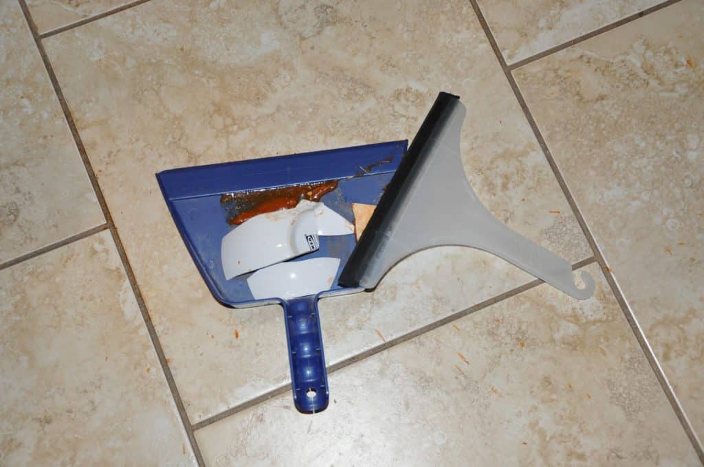 9 Ways to Use a Squeegee to Clean Glue Sticks and Gumdrops