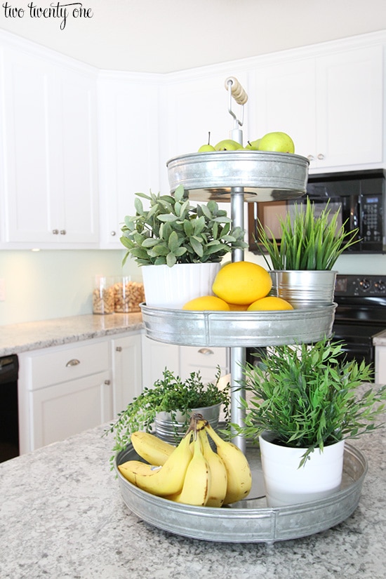 kitchen counter organization 2