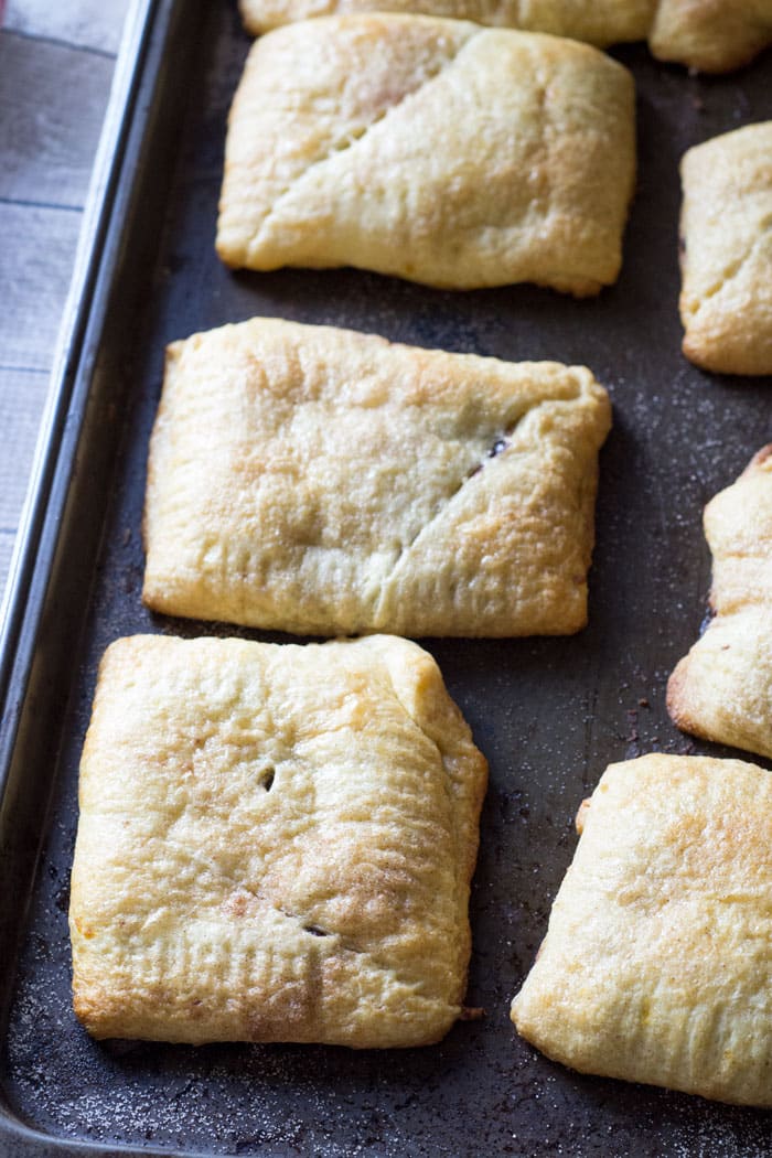 pumpkin-chocolate-hand-pies-in-pan