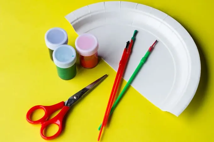 Watermelon Paper Plate Craft - The Surprise Garden - Glue Sticks and ...