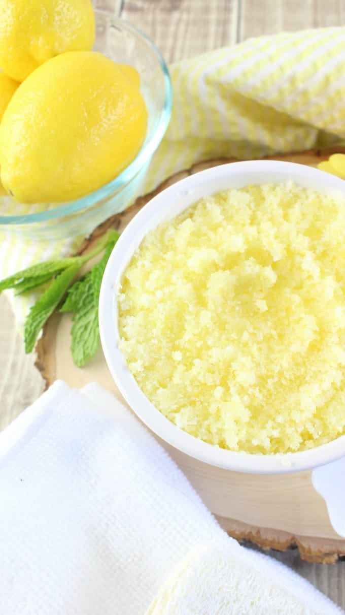 Yummy Smelling Lemon Mint Sugar Scrub