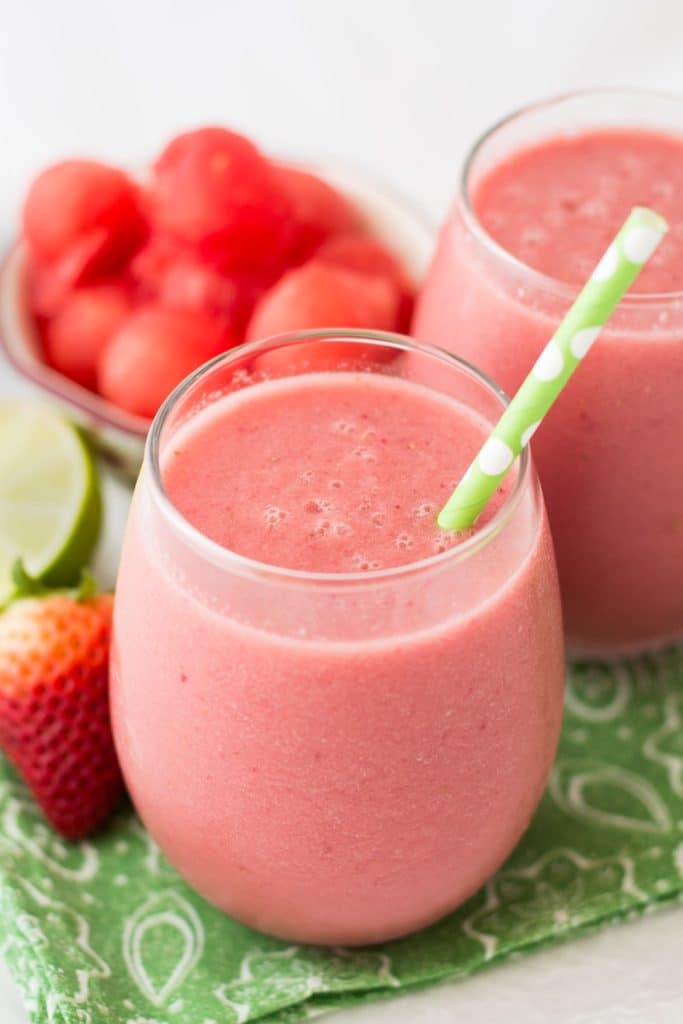 watermelon strawberry smoothie 1