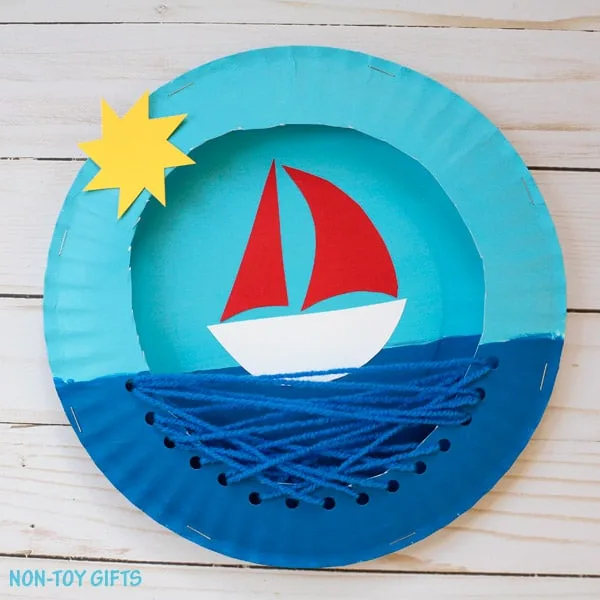 https://gluesticksgumdrops.com/wp-content/uploads/2017/06/paper-plate-boat-craft.jpg.webp?x77384