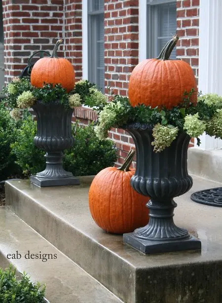 pumpkin topiary