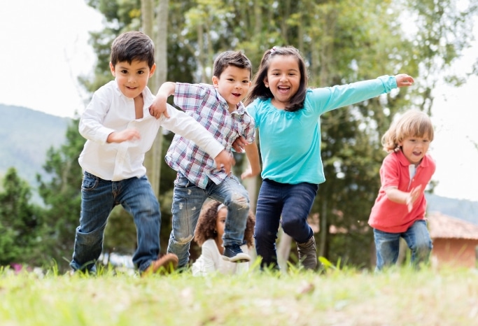 kids playing tag