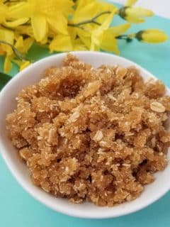 oatmeal brown sugar scrub in a bowl