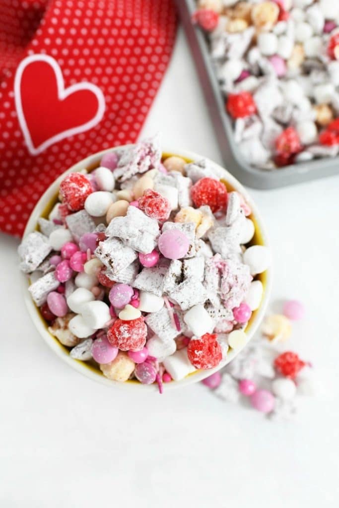 cupid crunch - valentine's day muddy buddies