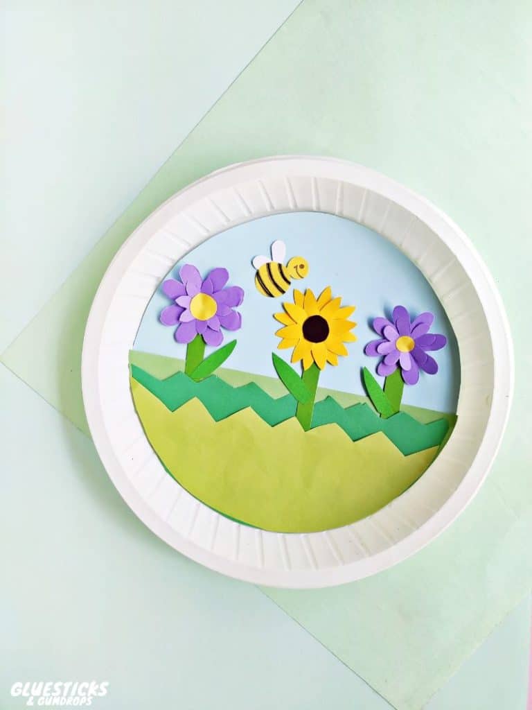 completed paper plate garden craft for spring