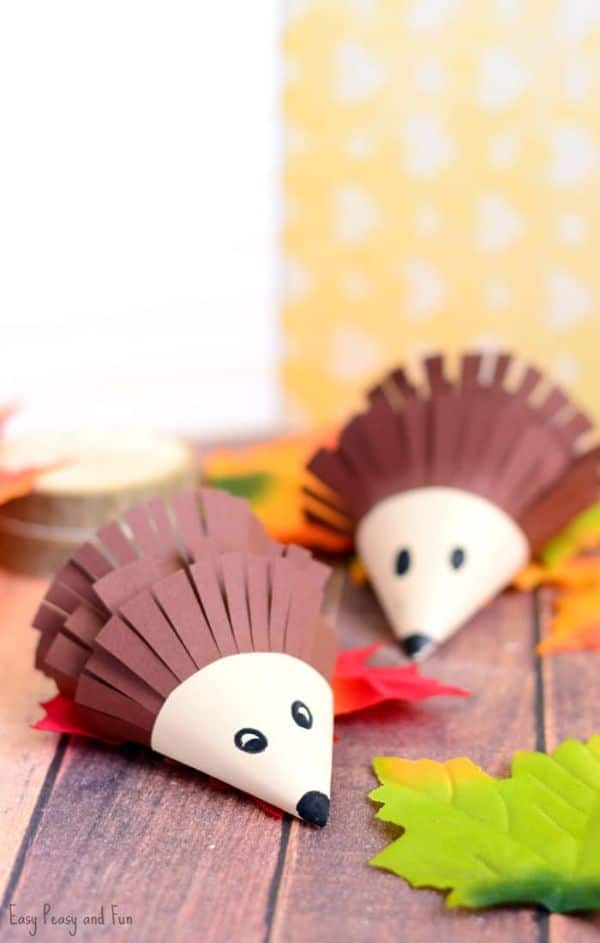 paper hedgehog craft by easy peasy and fun