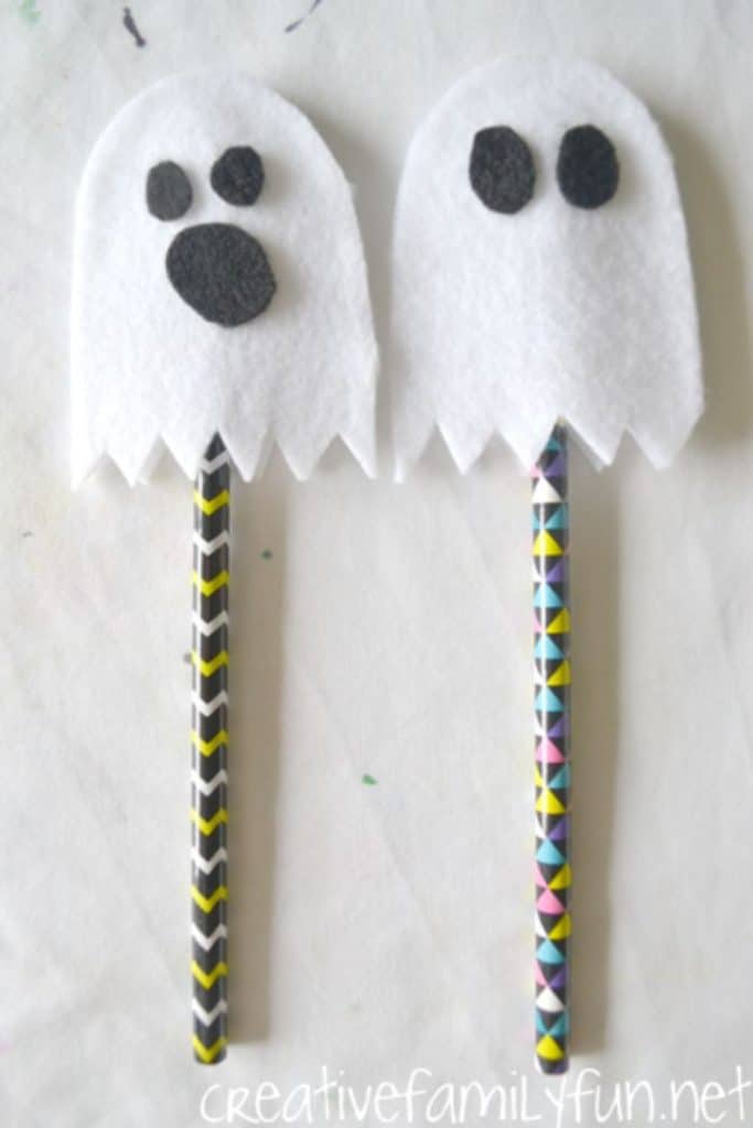 felt ghost no-sew pencil toppers
