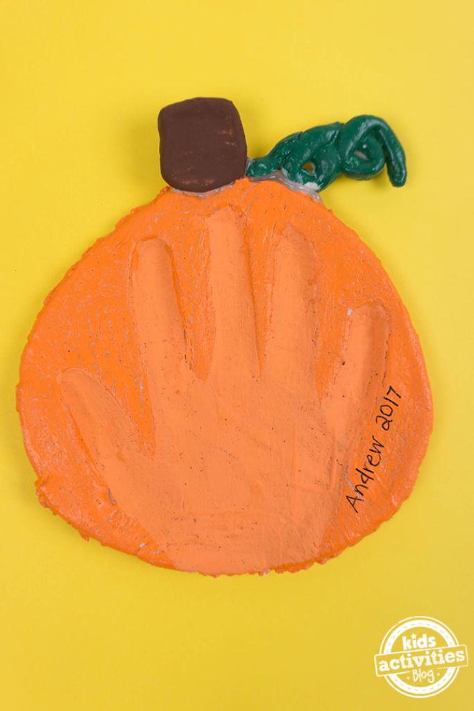 salt dough pumpkin keepsake by Kids Activities