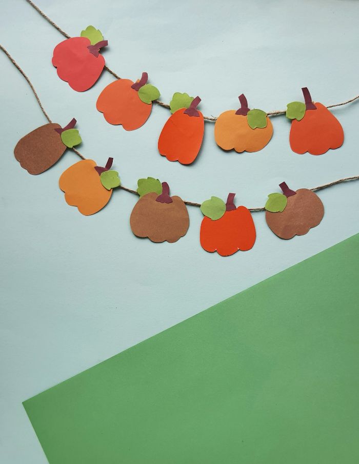 pumpkin banner to hang in your home this fall