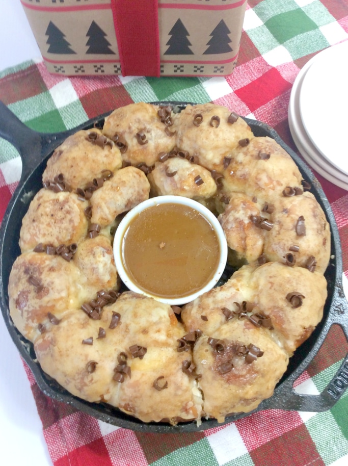 eggnog rolls in cast iron pan