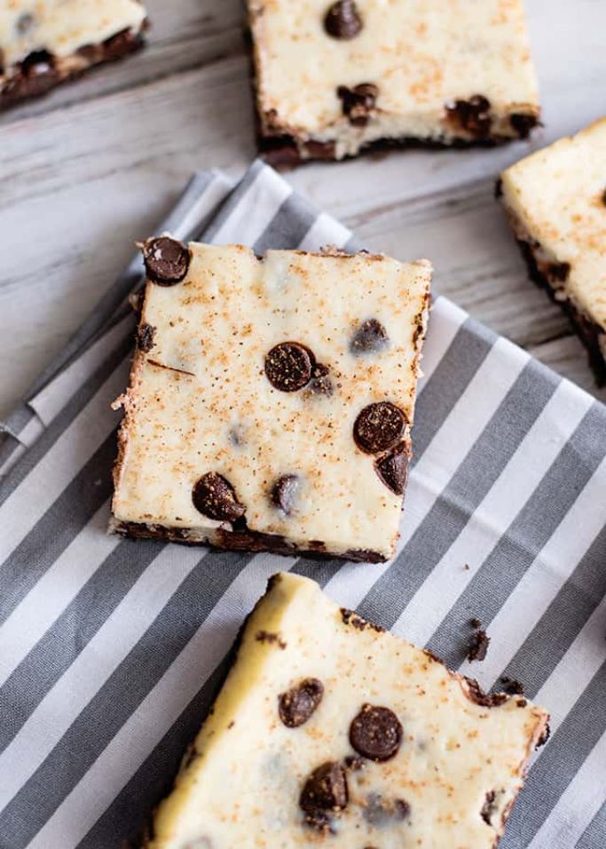 eggnog chocolate chunk cheesecake bars
