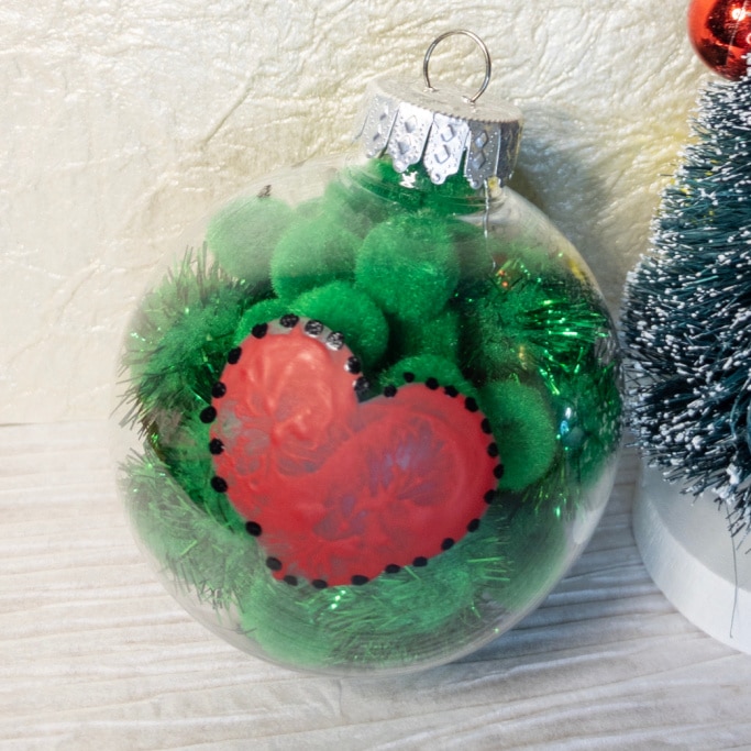 DIY Grinch Ornament with Thumbprint Heart - Glue Sticks and Gumdrops