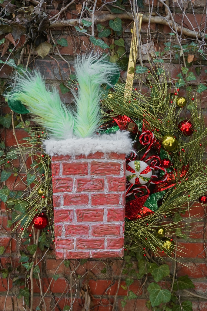 grinch wreath craft 7