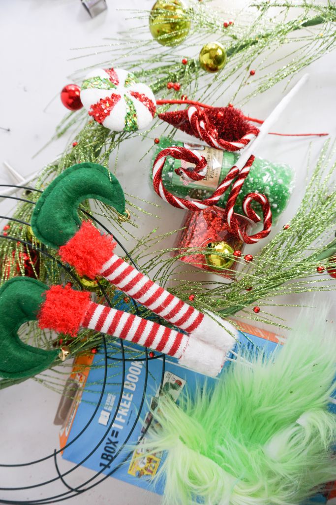 materials for grinch wreath