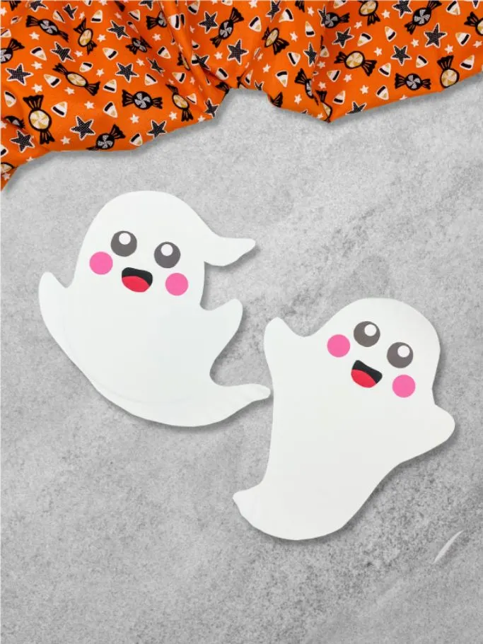paper plate ghosts by Simple Everyday Mom