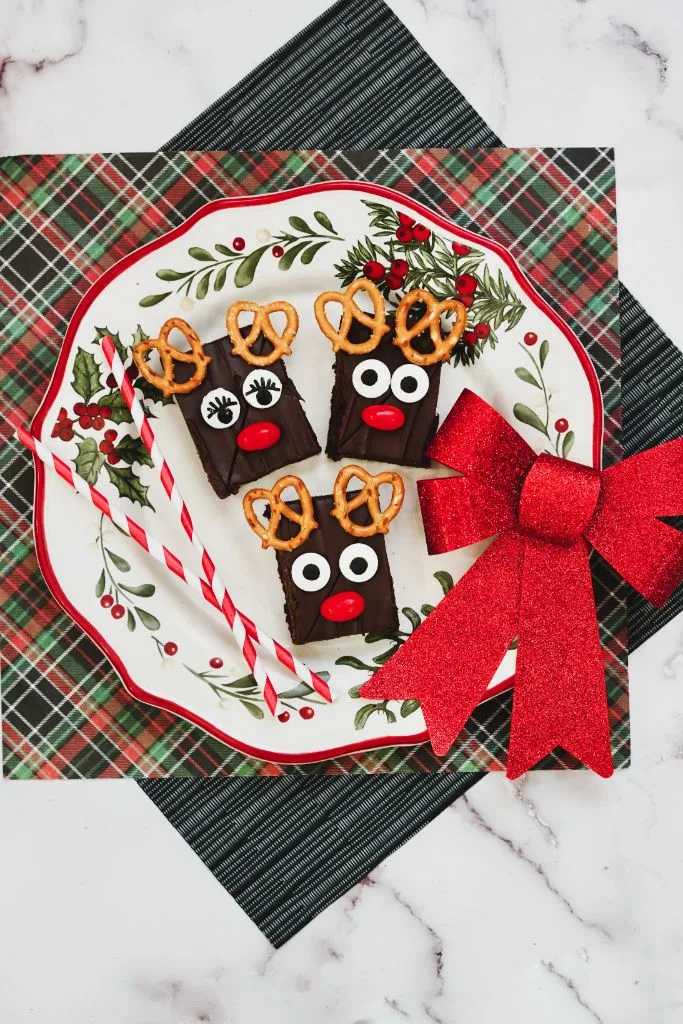 holiday brownies with reindeer faces