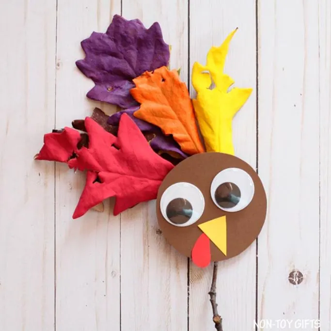 turkey stick puppet by Non Toy Gifts