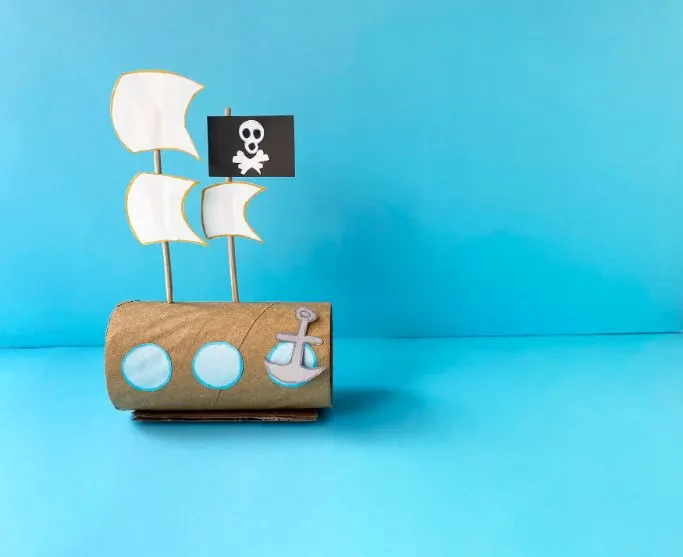 how to make a paper pirate ship