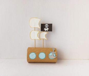 Easy Pirate Ship Craft with an Empty Toilet Paper Roll