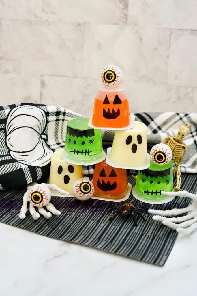 spooky snack cups for Halloween