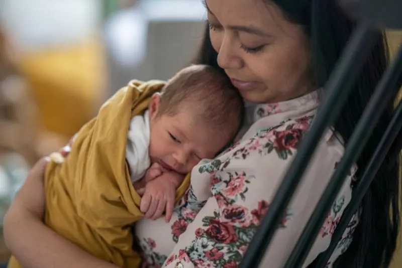 10 Proven Strategies for Calming a Fussy Baby