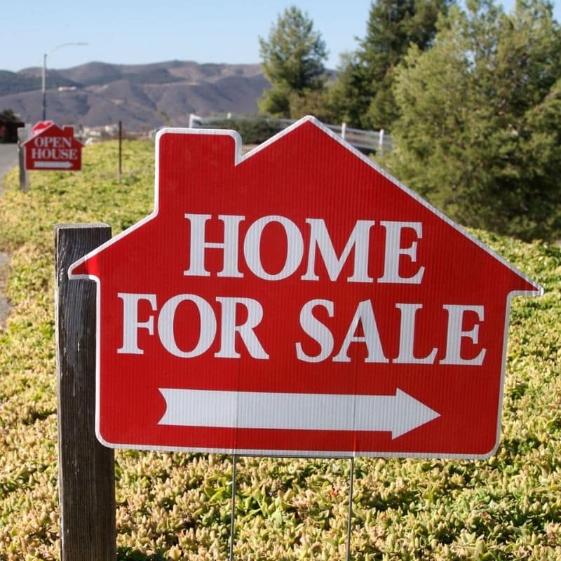 how-to-prepare-your-real-estate-for-selling-or-renting-glue-sticks