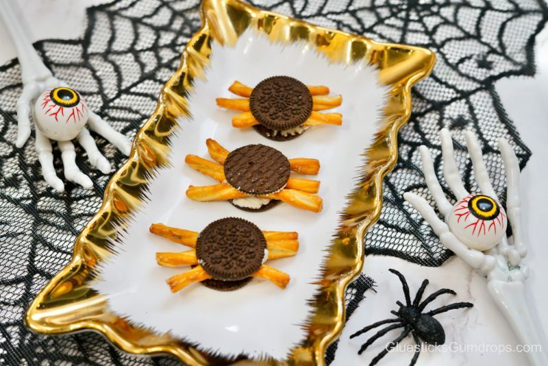 legs inserted into the oreo spiders