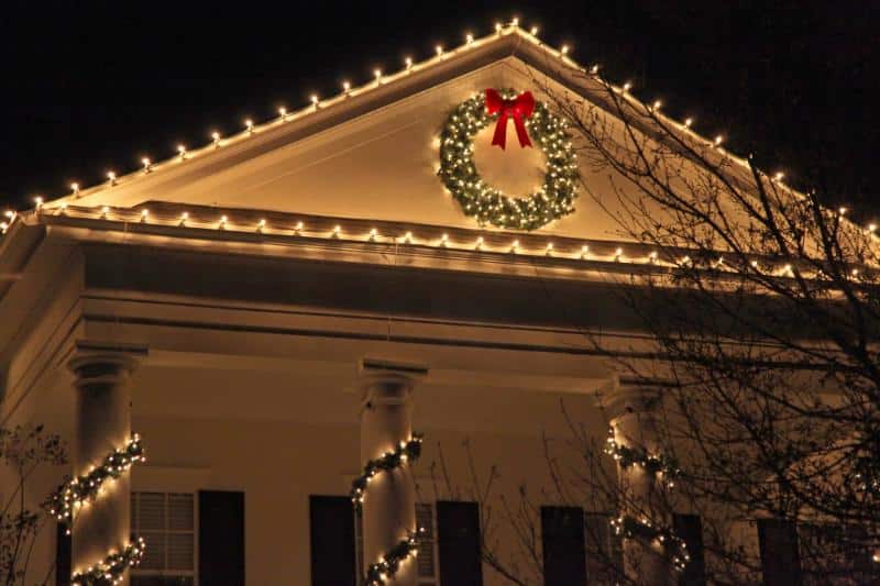 roofline decorated with christmas lights