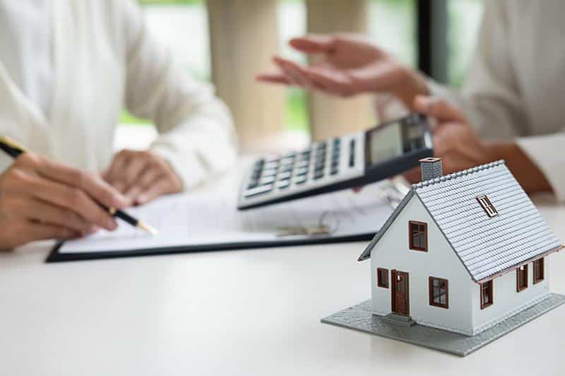 signing a mortgage loan