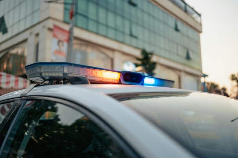 light bar on police car