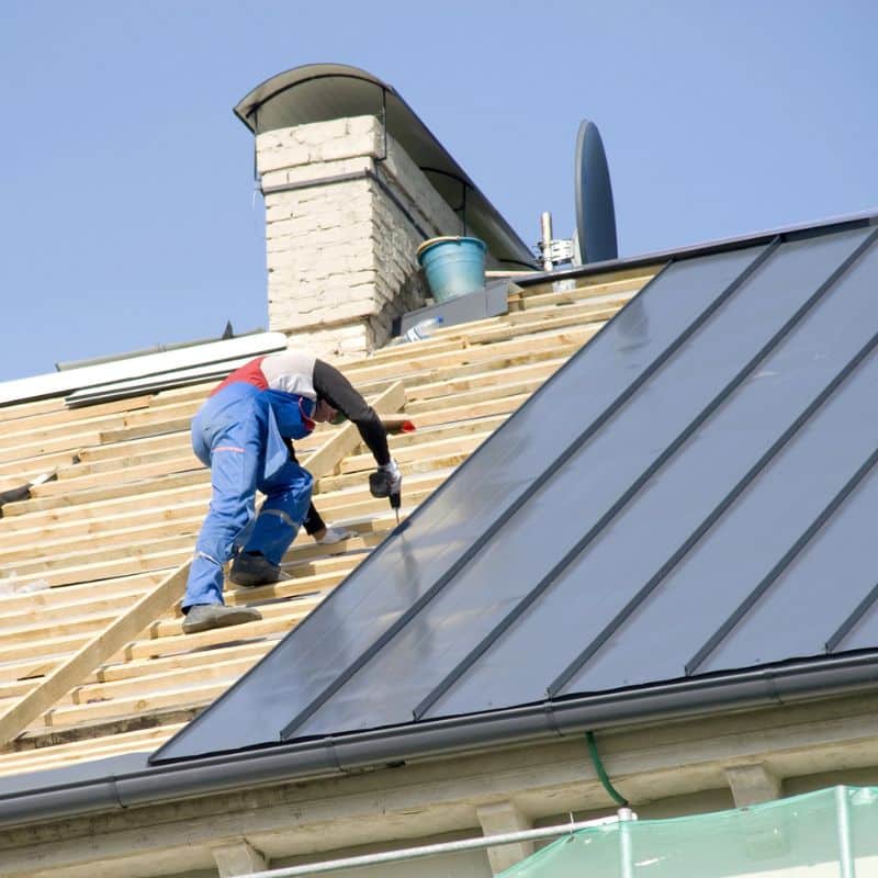 8 Practical Tips for Fortifying Your Roof Against Nature