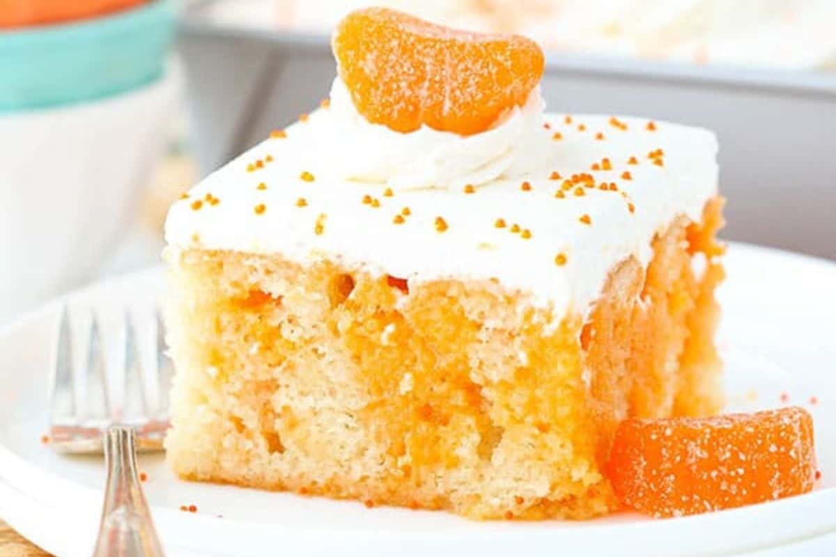orange creamsicle poke cake