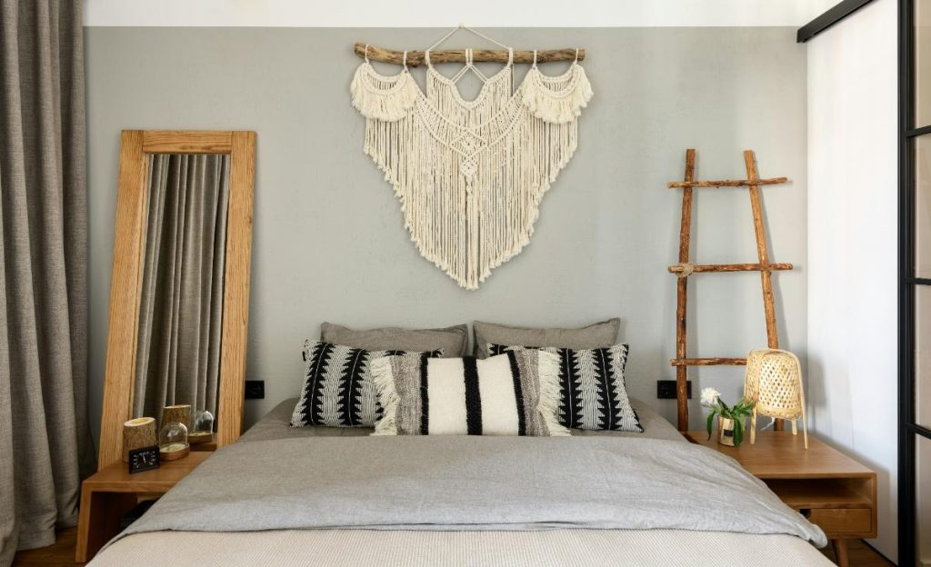 bedroom with bohemian style