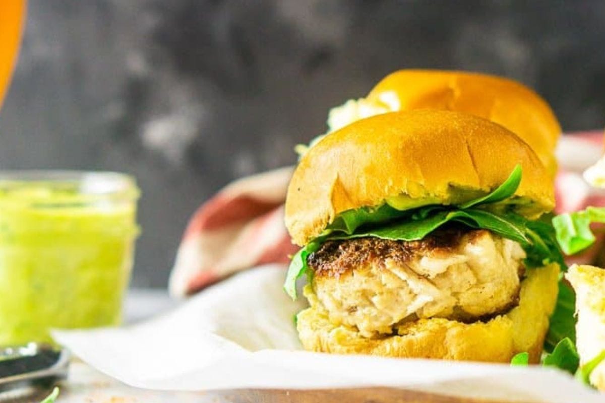 crab cake sliders