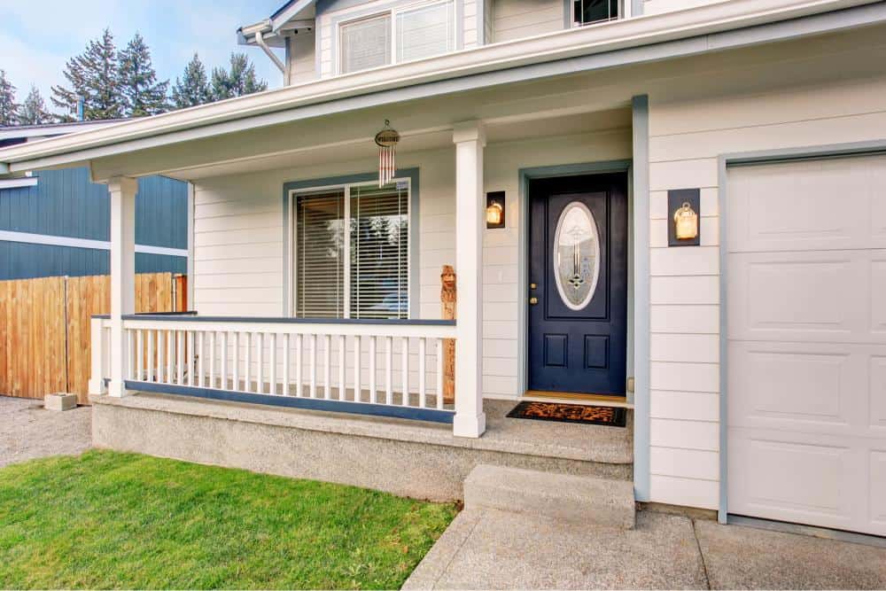 house with navy blue door