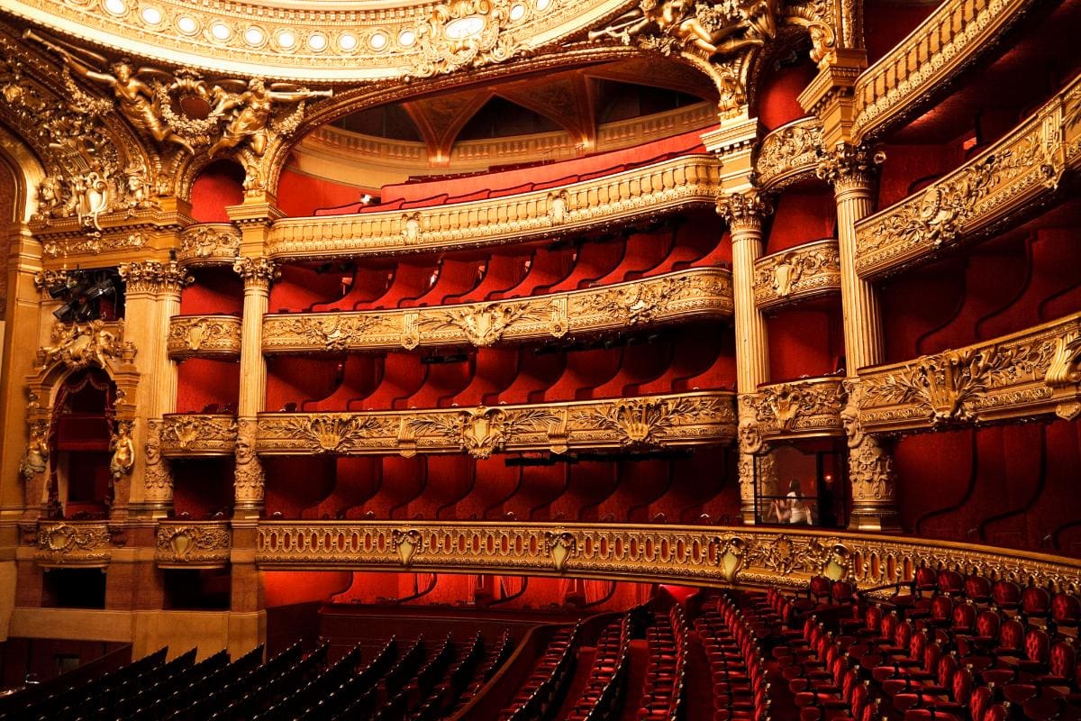 7 Opera Etiquette Tips Every First Timer Should Know