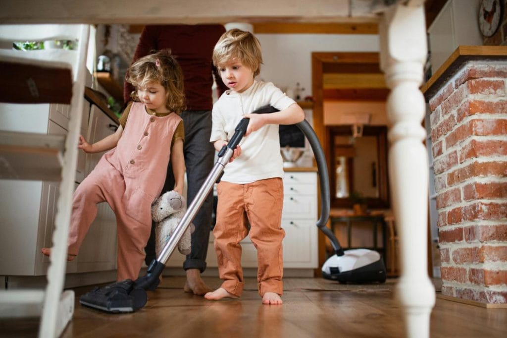 kids helping with the cleaning