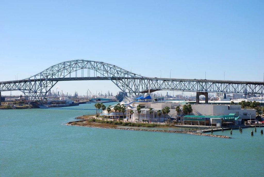 bridge and aquarium corpus christi